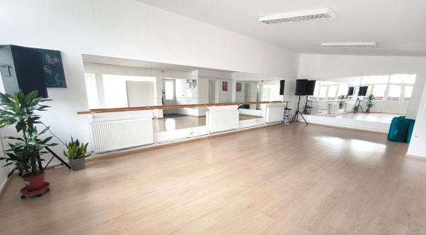 Cameră • P-ța Muncii, Sector 2