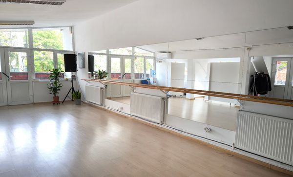 Cameră • P-ța Muncii, Sector 2