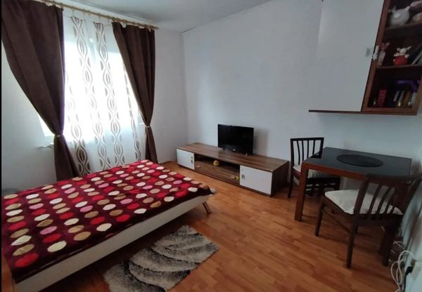 Ap. 1 cameră • Brașov