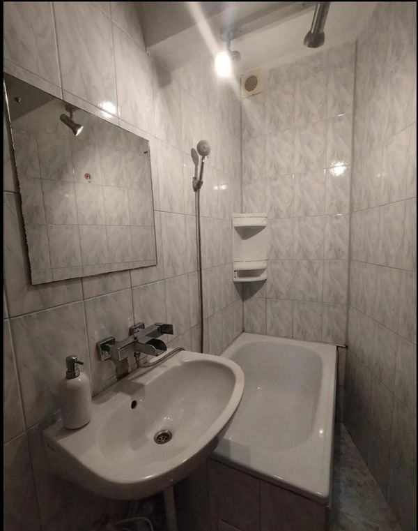 Ap. 1 cameră • Brașov