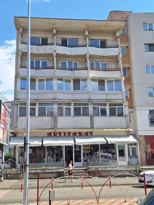 Ap. 3 camere • Fălticeni